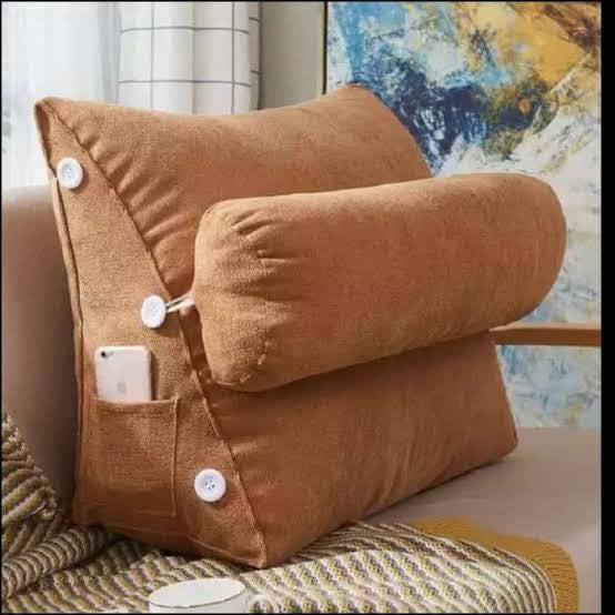 Velvet Triangular Cushions With Ball Fiber Filling (2 Pieces) - Dark B